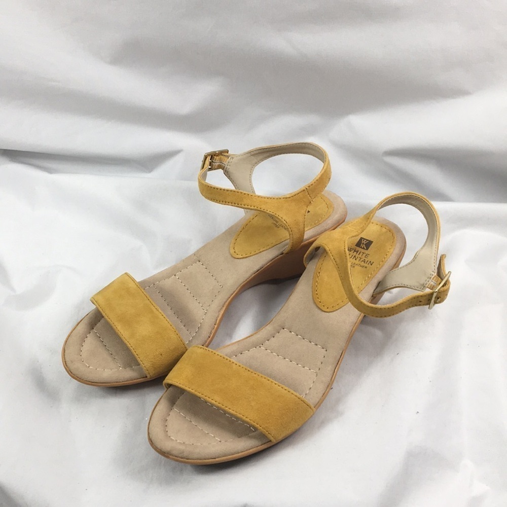 White Mountain Women’s Corky Ankle Strap Yellow Sandal Size 8 GREAT Used